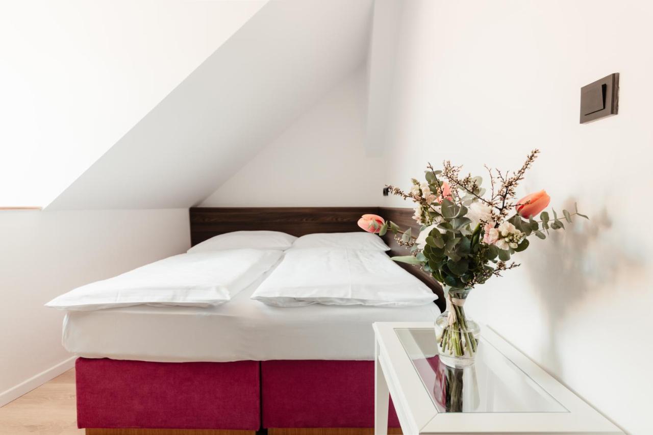 Gasthuis Austis 3*